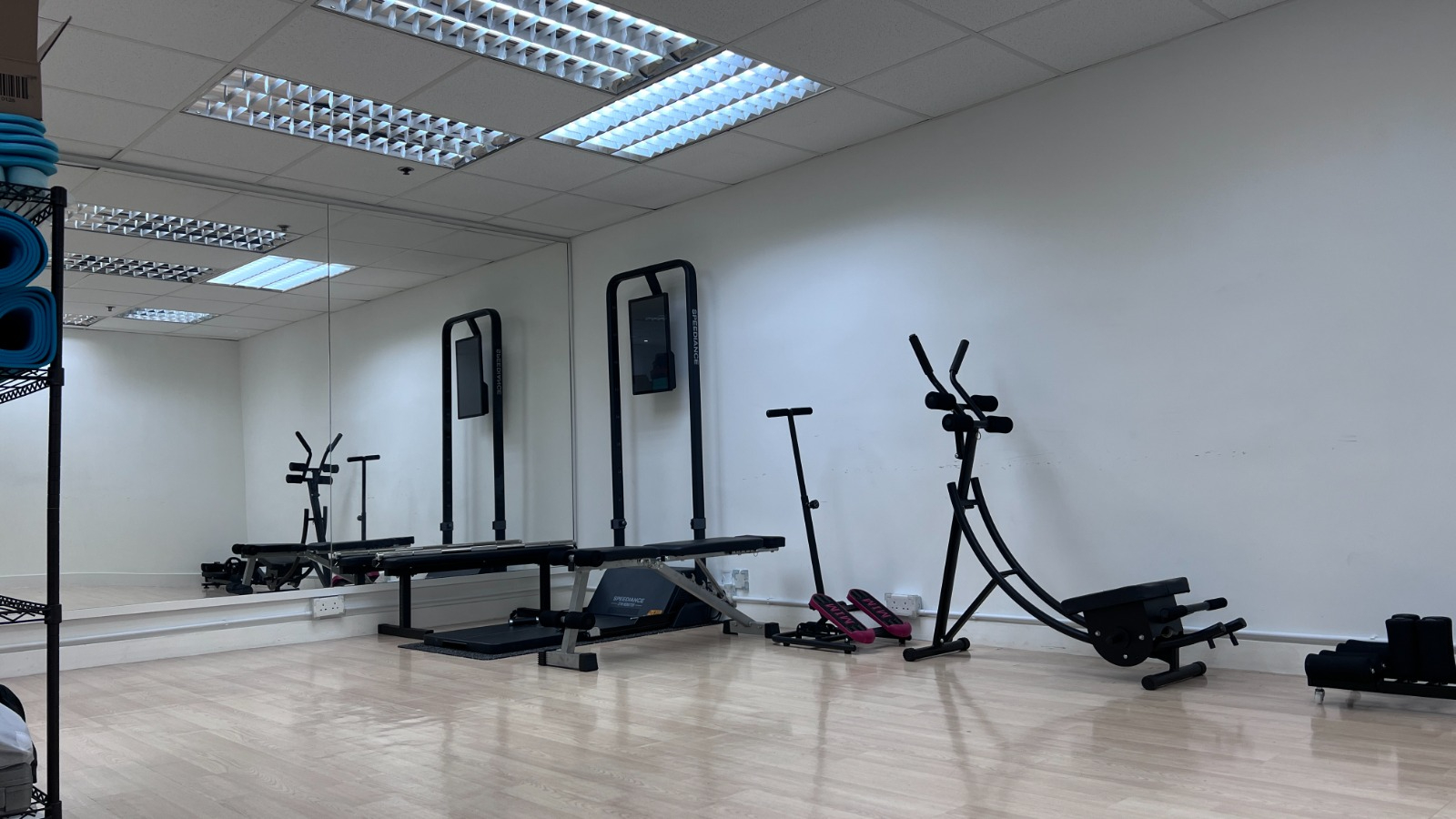 健身中心頂讓,gym,room,頂讓,健身中心連鎖加盟,健身中心經營模式,開設健身中心