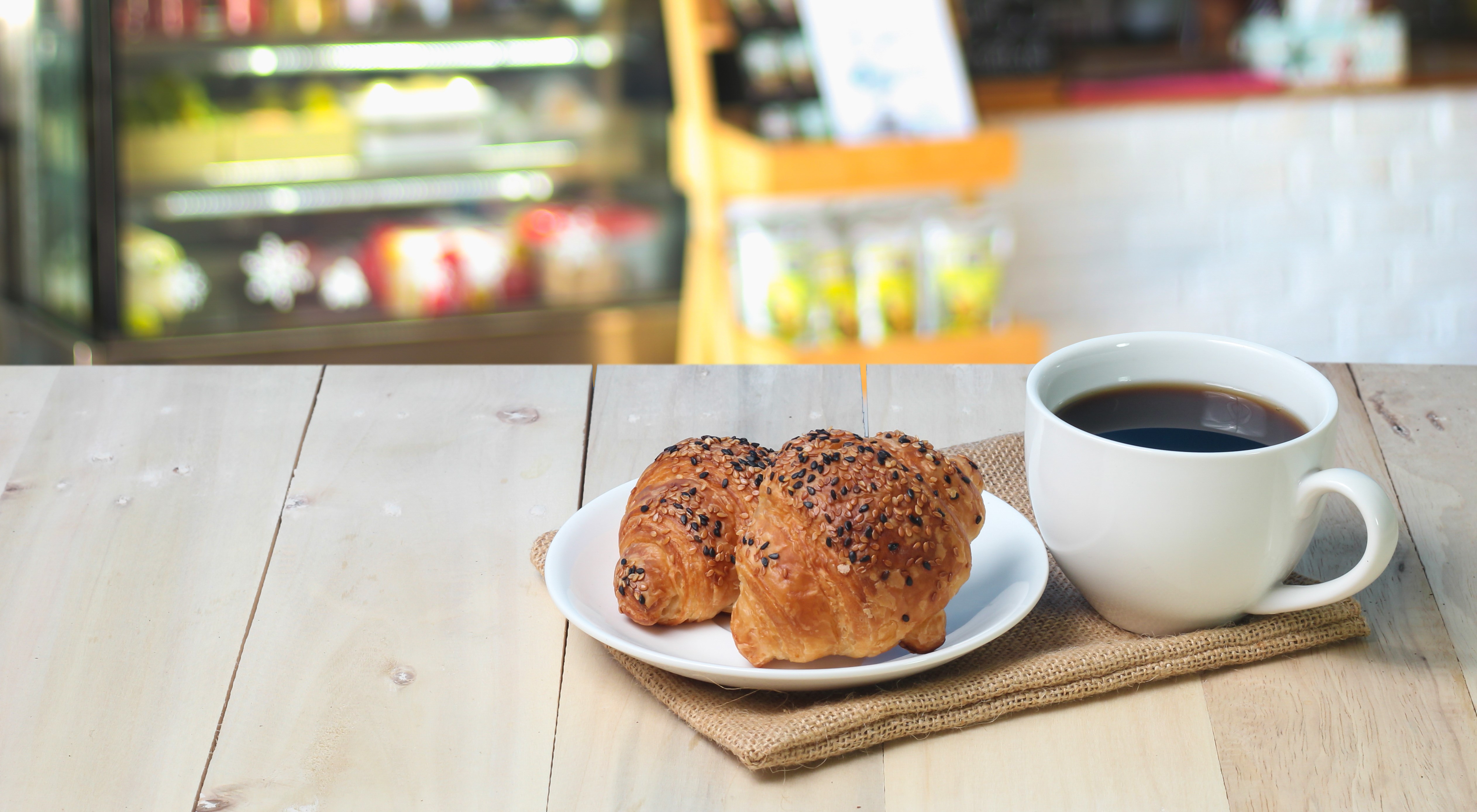 小食店茶飲店頂讓,小食店茶飲店轉讓,小食店茶飲店頂讓流程,香港小食店茶飲店經營利潤